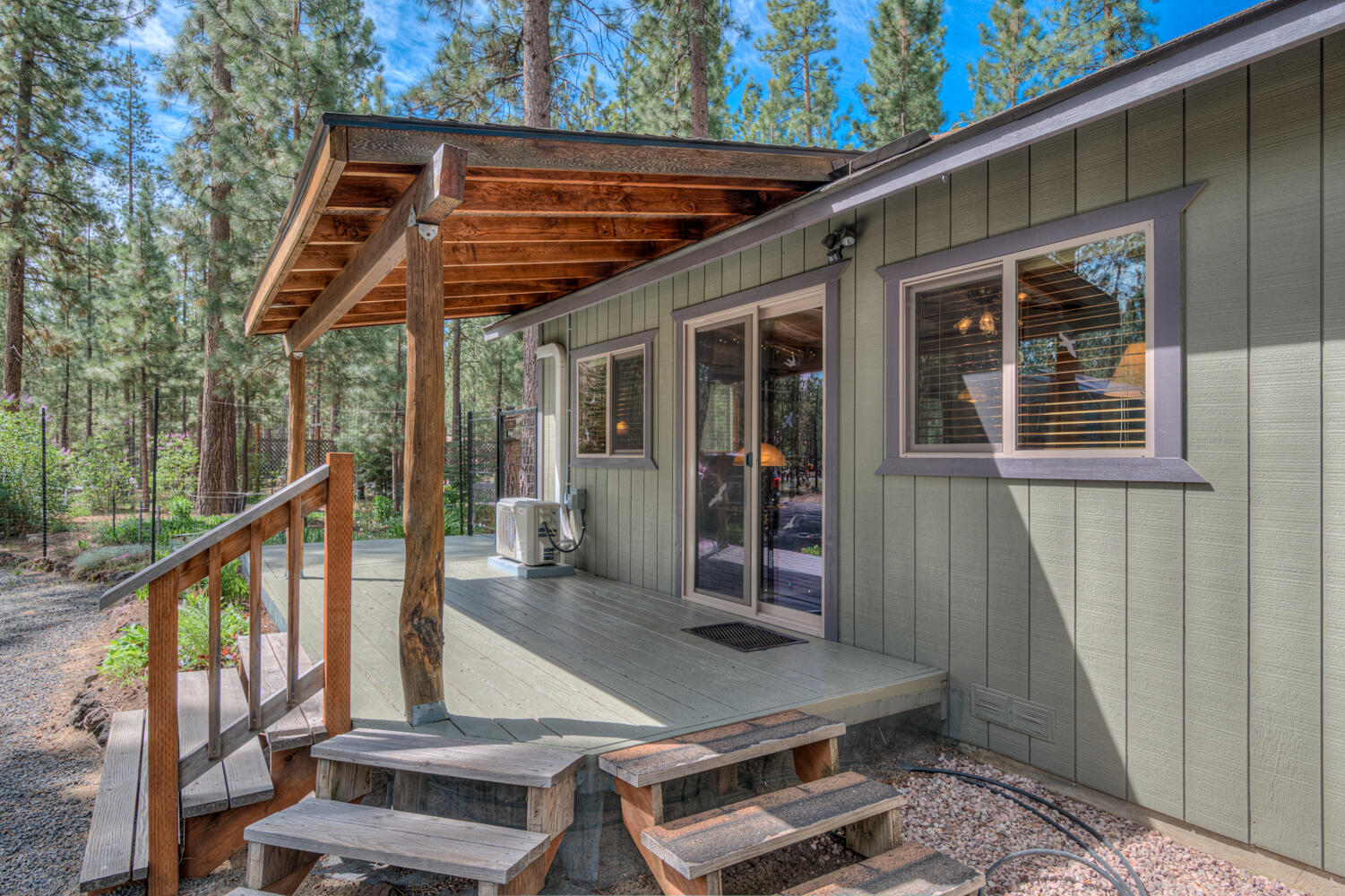 15357 Ponderosa Loop