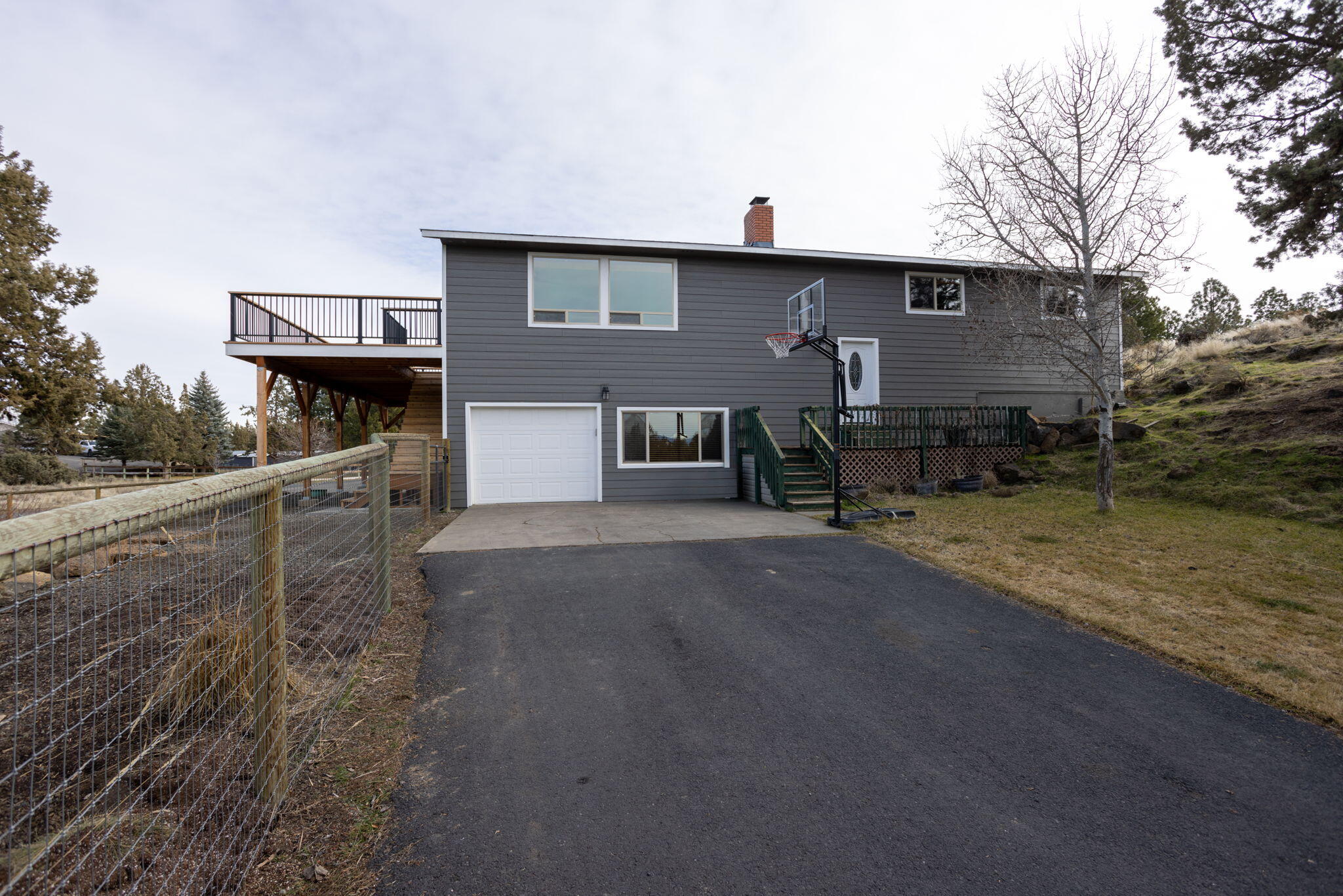 Howells Hilltop - Residential