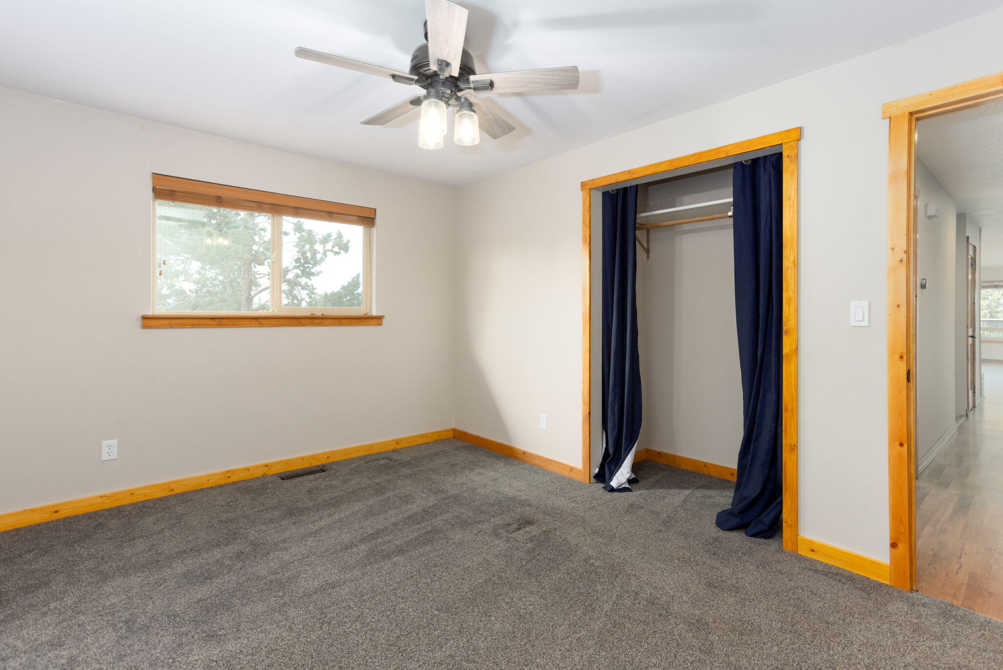 Howells Hilltop - Residential