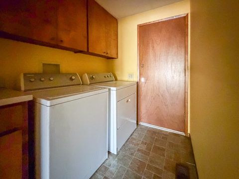 Tiny photo for 15972 Sunrise Boulevard, La Pine, OR 97739 (MLS # 220220692)
