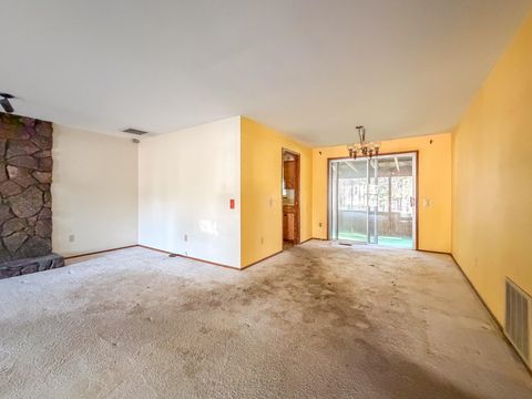 Tiny photo for 15972 Sunrise Boulevard, La Pine, OR 97739 (MLS # 220220692)
