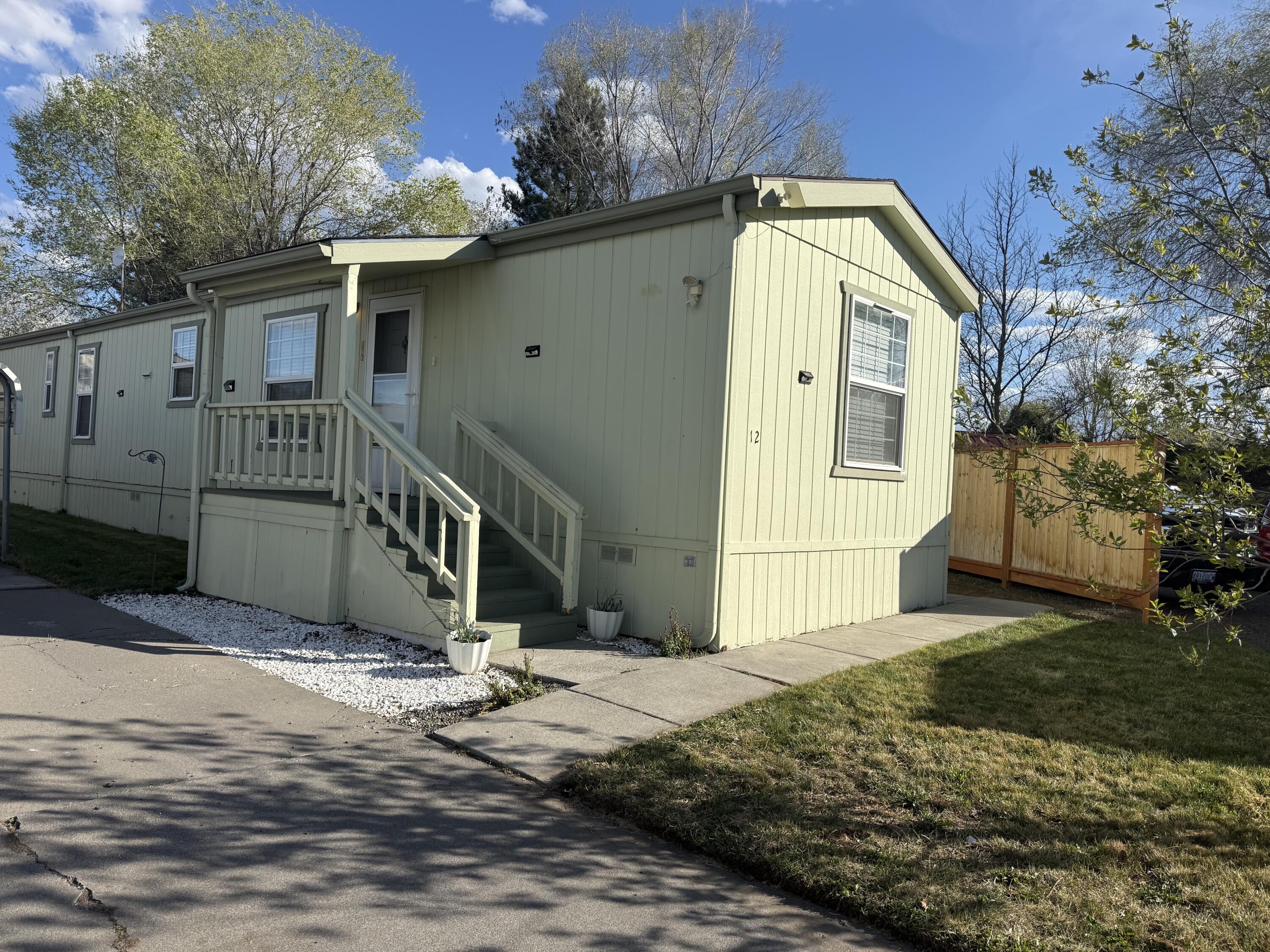 1515 NW Fir Avenue UNIT 12