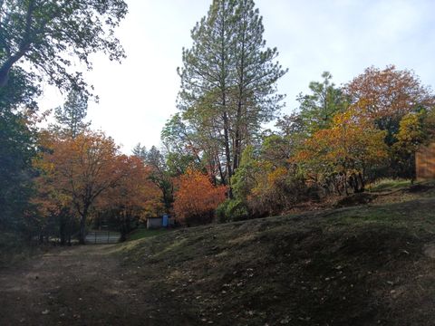 Tiny photo for 297 Melissa Lane, Grants Pass, OR 97526 (MLS # 220211844)