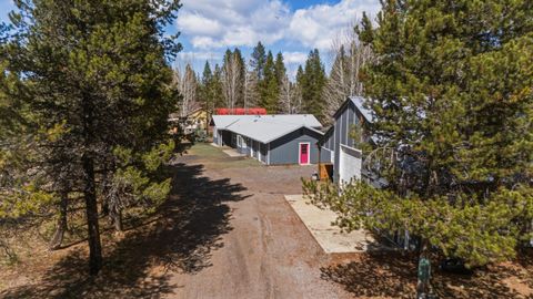 Tiny photo for 53130 Riverview Drive, La Pine, OR 97739 (MLS # 220219575)