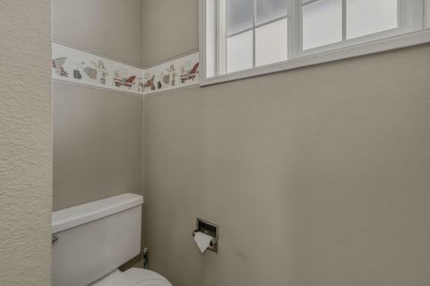 Tiny photo for 53130 Riverview Drive, La Pine, OR 97739 (MLS # 220219575)