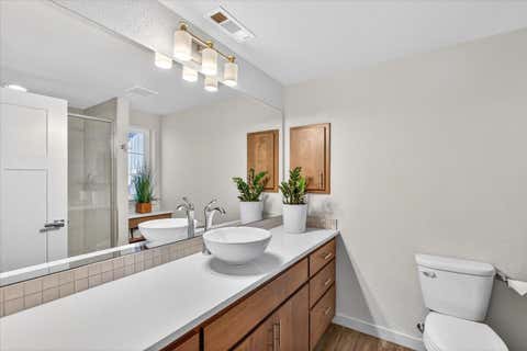 Tiny photo for 162 Mountain View Drive, Ashland, OR 97520 (MLS # 220221178)