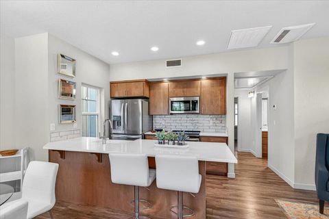 Tiny photo for 162 Mountain View Drive, Ashland, OR 97520 (MLS # 220221178)