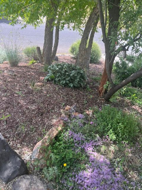 Tiny photo for 324 Mountain View Boulevard, Klamath Falls, OR 97601 (MLS # 220212505)