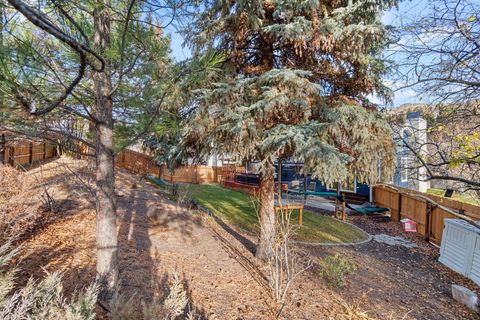 Tiny photo for 324 Mountain View Boulevard, Klamath Falls, OR 97601 (MLS # 220212505)