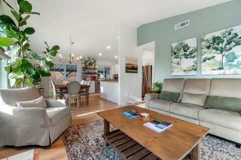 Tiny photo for 324 Mountain View Boulevard, Klamath Falls, OR 97601 (MLS # 220212505)