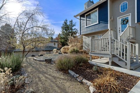 Tiny photo for 324 Mountain View Boulevard, Klamath Falls, OR 97601 (MLS # 220212505)