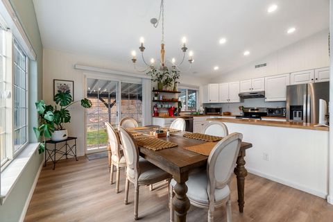 Tiny photo for 324 Mountain View Boulevard, Klamath Falls, OR 97601 (MLS # 220212505)