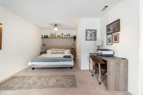 Tiny photo for 324 Mountain View Boulevard, Klamath Falls, OR 97601 (MLS # 220212505)