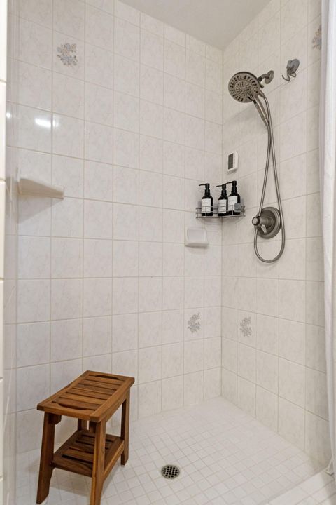 Tiny photo for 324 Mountain View Boulevard, Klamath Falls, OR 97601 (MLS # 220212505)