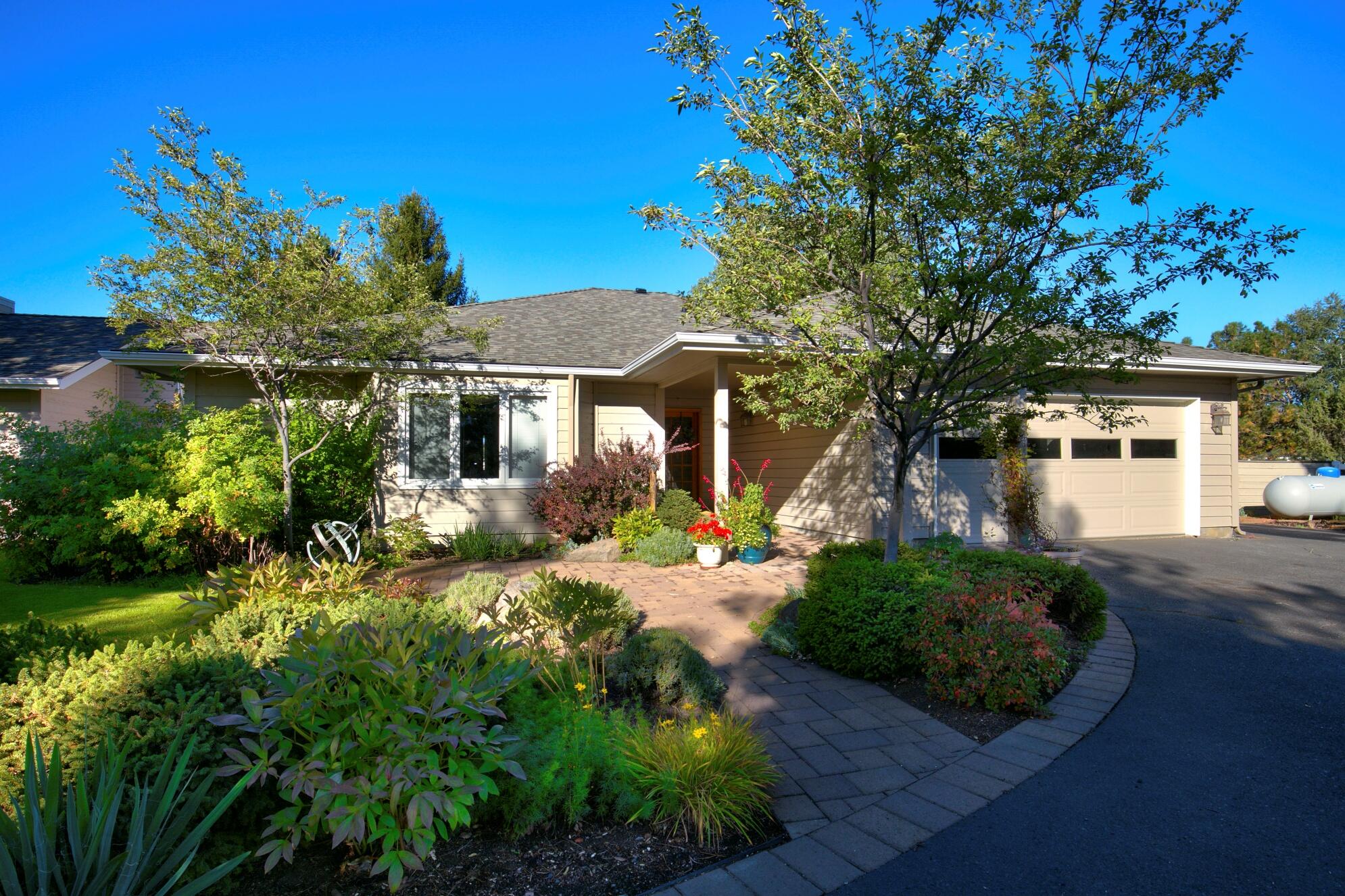 Highland Estate - Residential