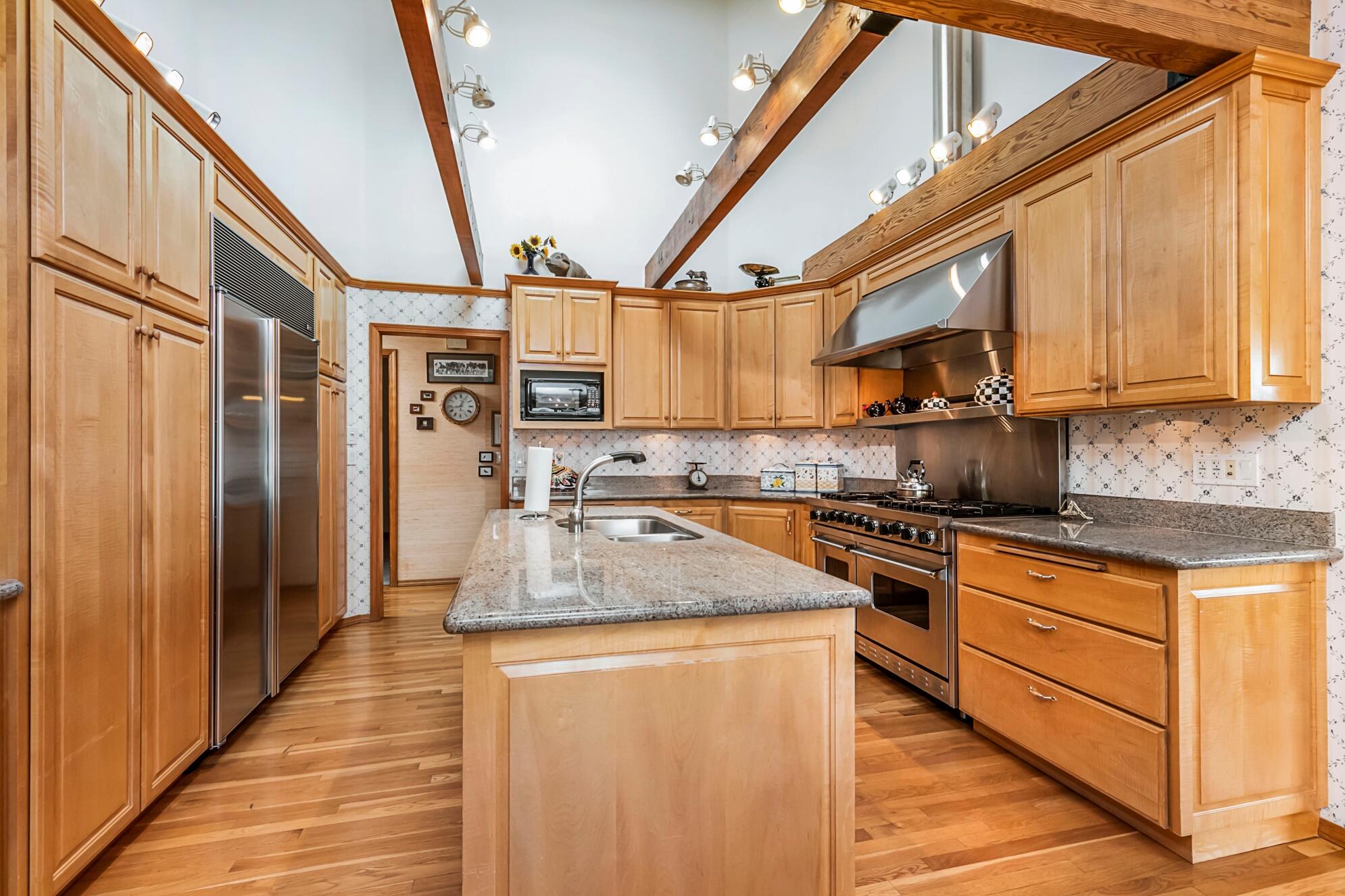 Highland Estate - Residential