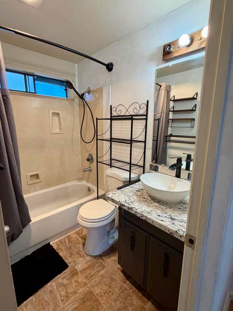 Tiny photo for 1198 Morrow Road #A, Medford, OR 97504 (MLS # 220226831)