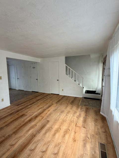 Tiny photo for 1198 Morrow Road #A, Medford, OR 97504 (MLS # 220226831)