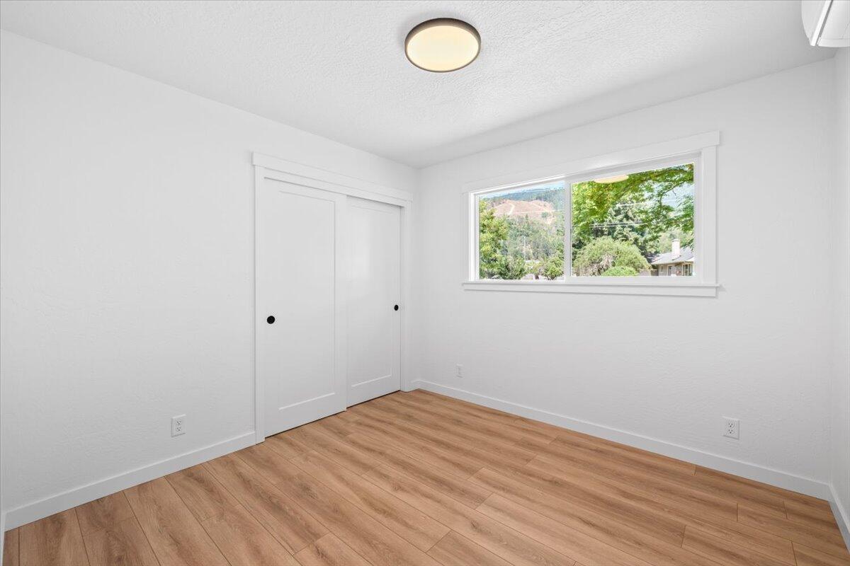 Lloyelen Acres - Residential