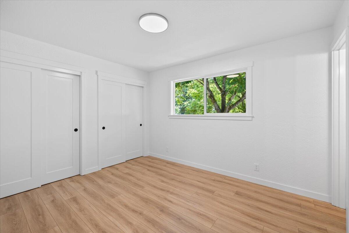 Lloyelen Acres - Residential