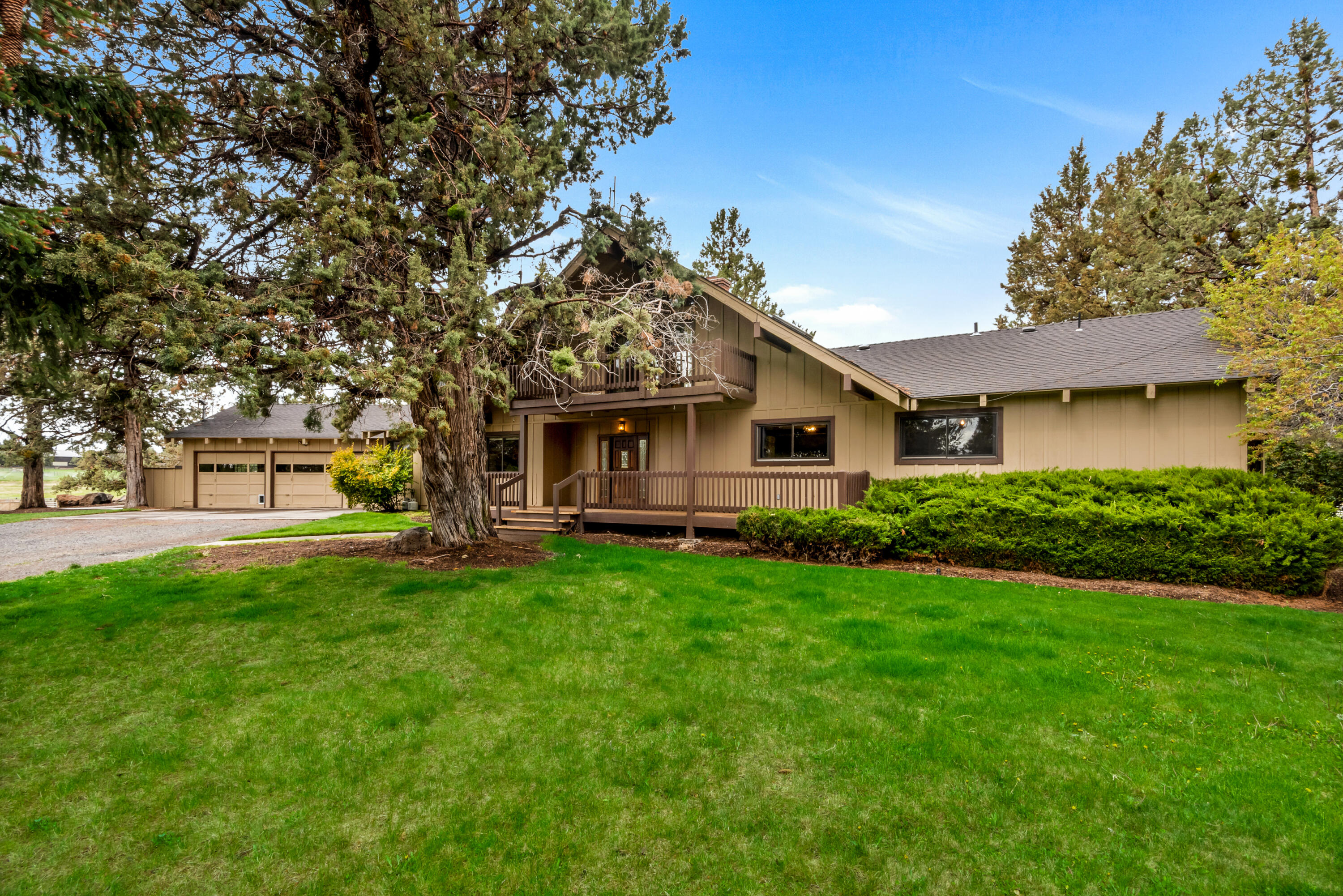 18455 Couch Market Road