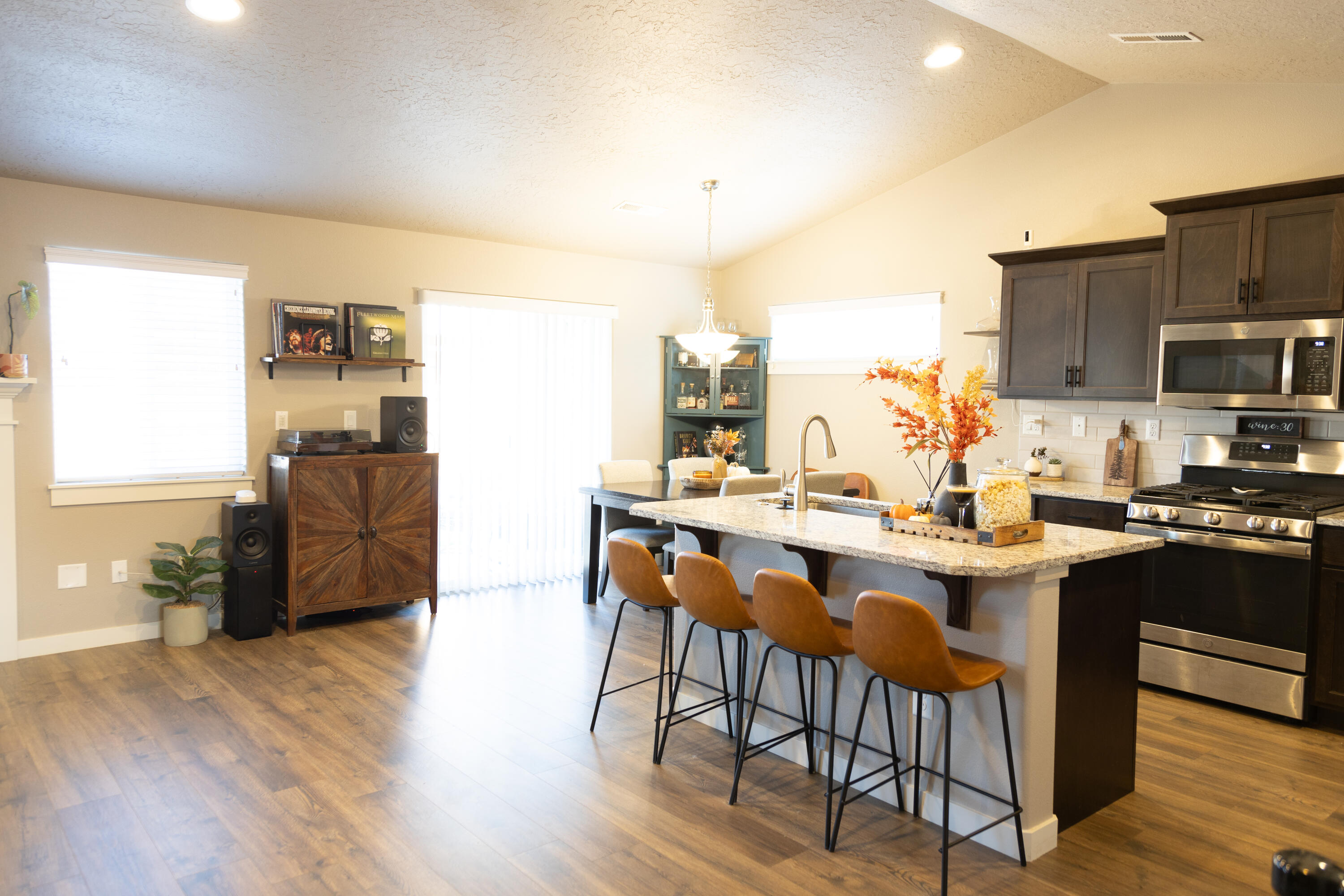 Dry Canyon - Residential