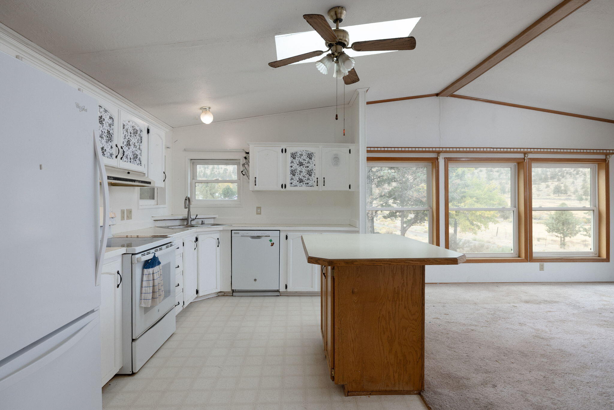 Crr16 - Commercial Sale