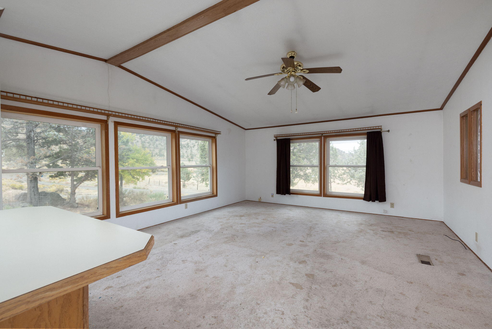 Crr16 - Commercial Sale