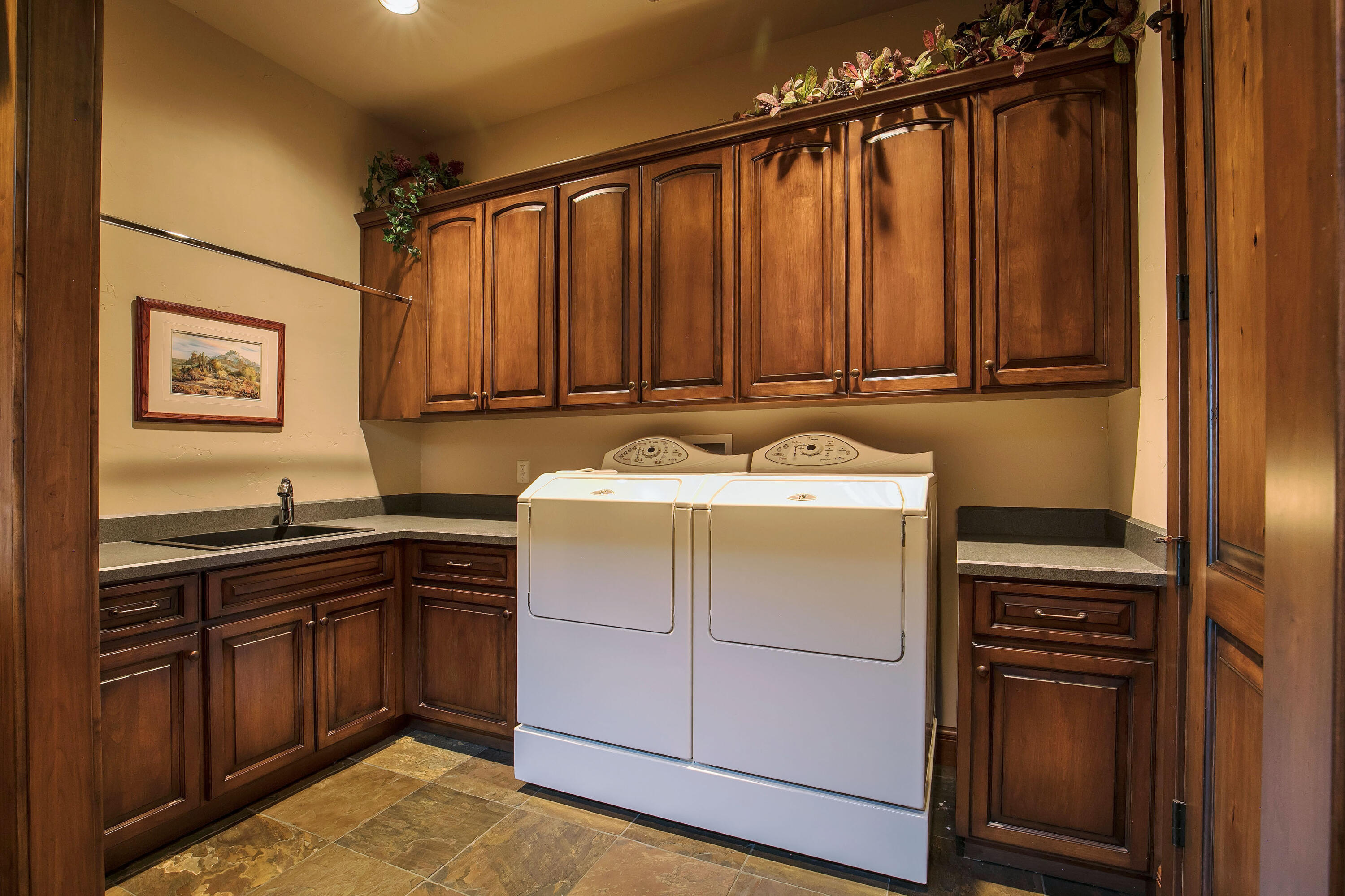 Broken Top - Residential