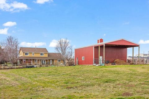 1170 SW Dover Lane Madras OR 97741