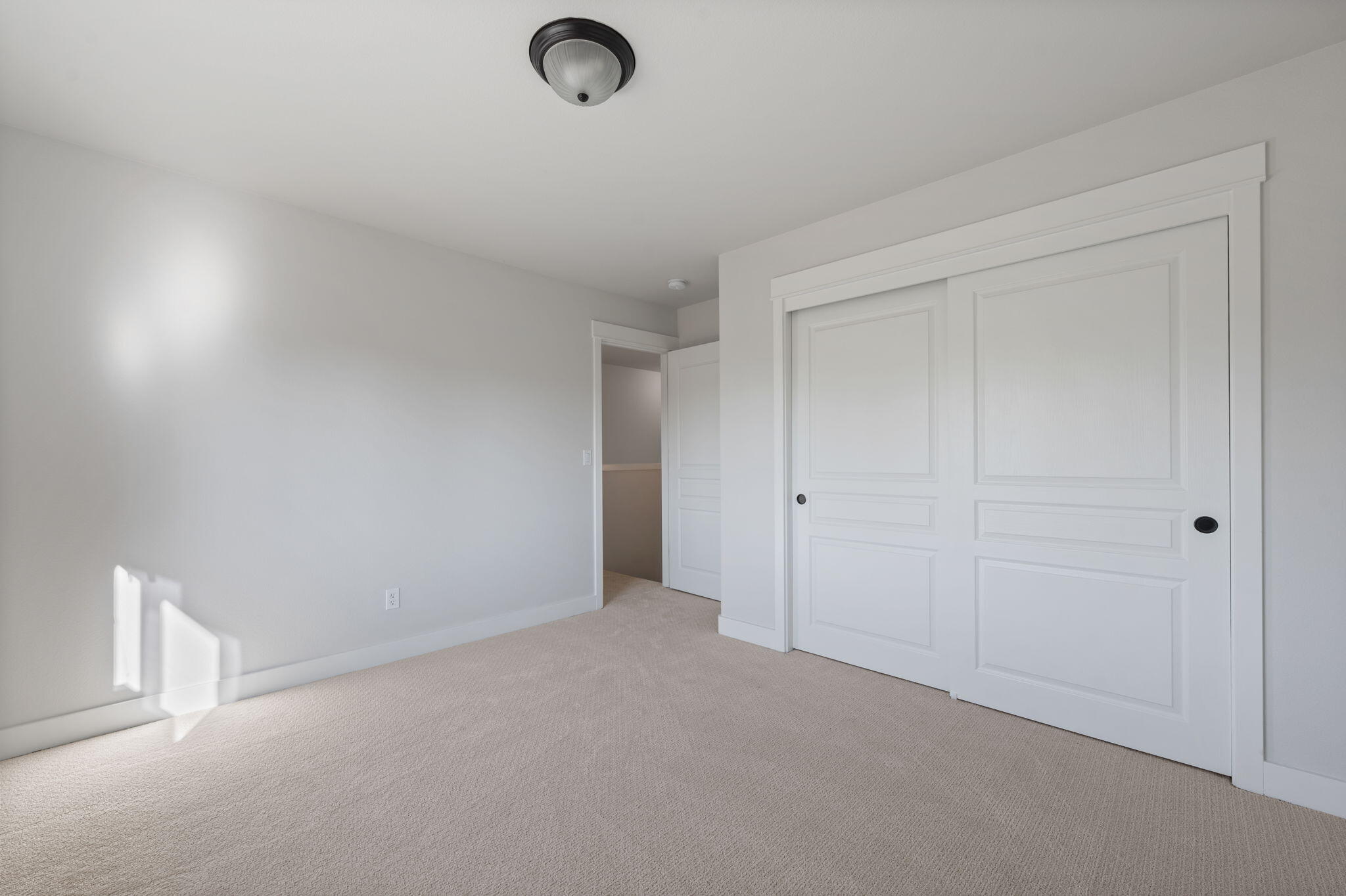 Skyliner Summit - Residential