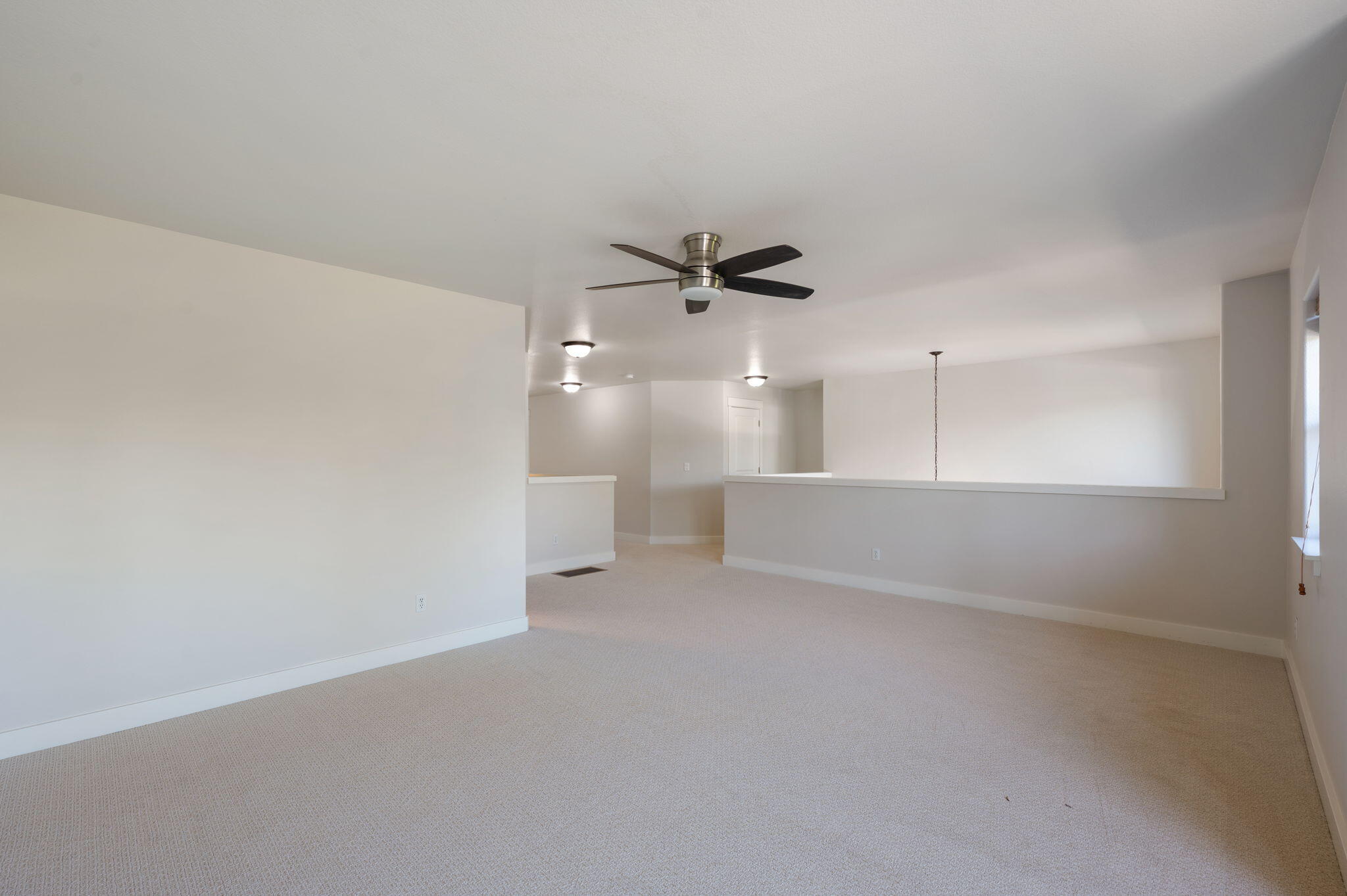 Skyliner Summit - Residential