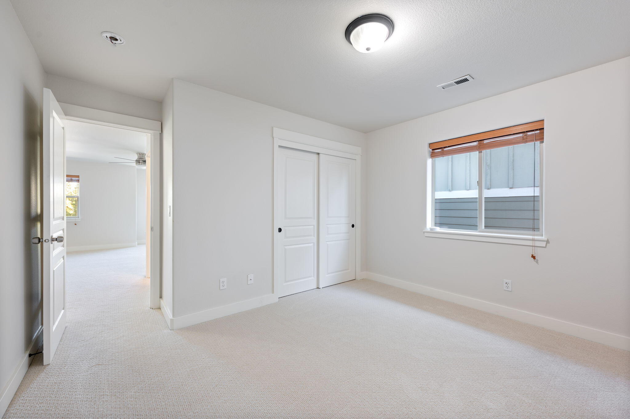 Skyliner Summit - Residential