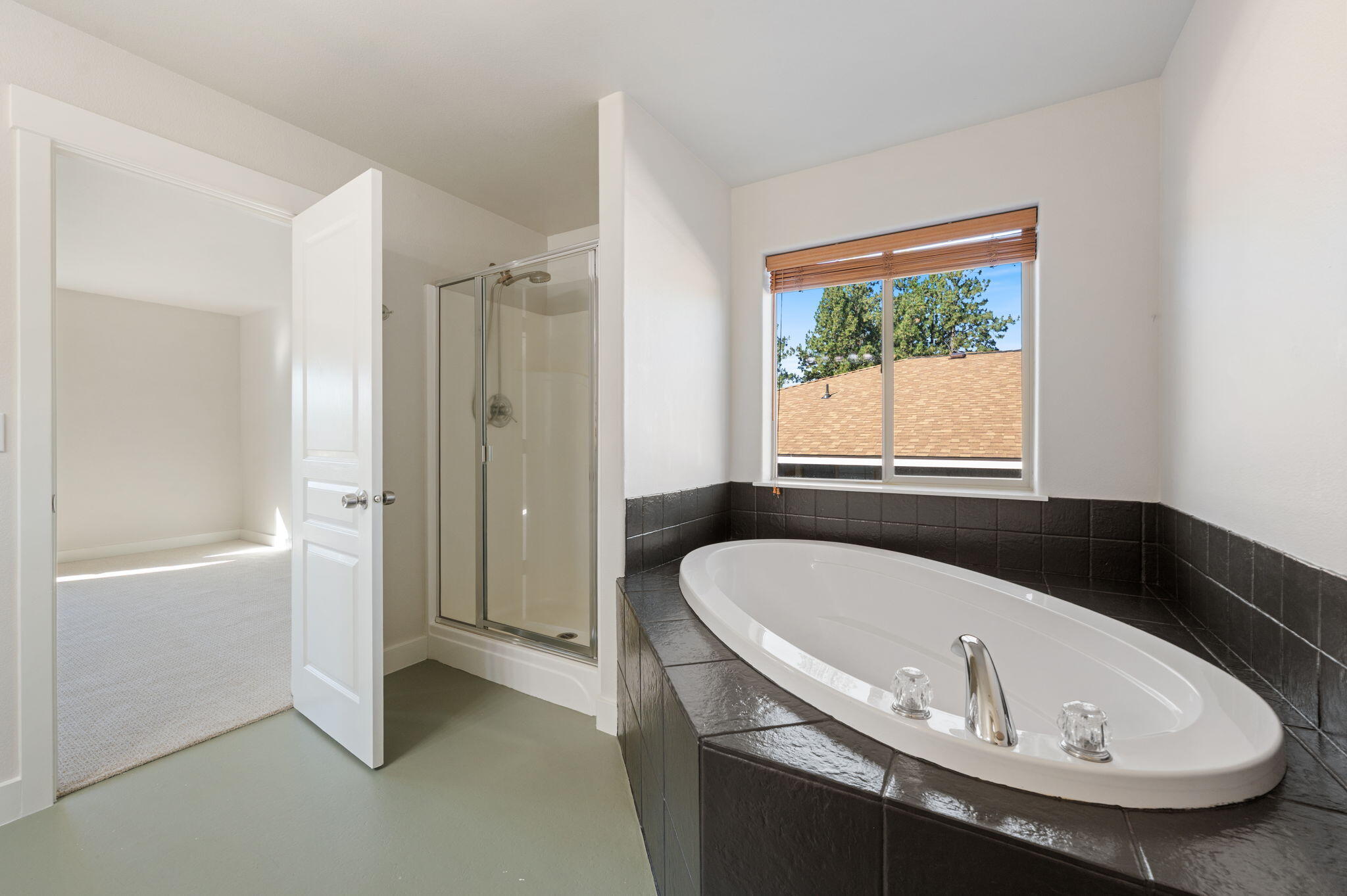 Skyliner Summit - Residential