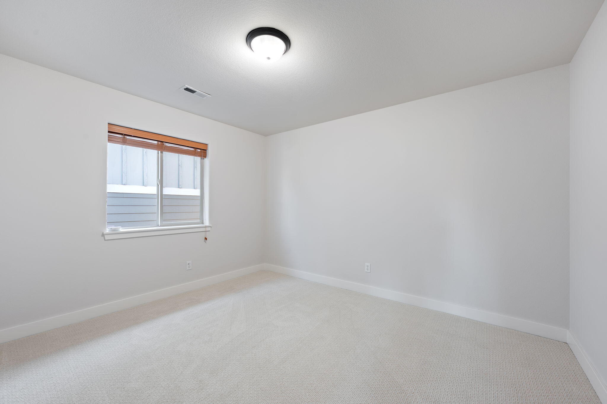 Skyliner Summit - Residential