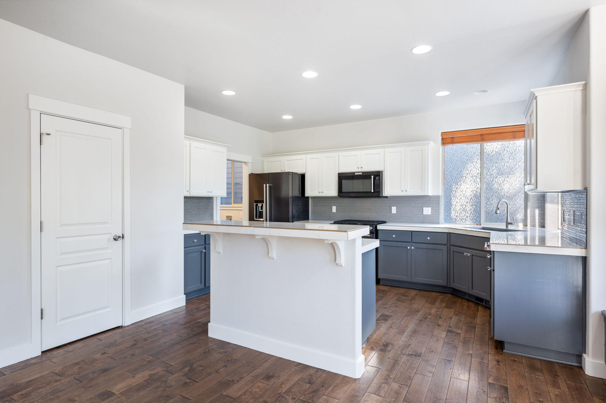 Skyliner Summit - Residential