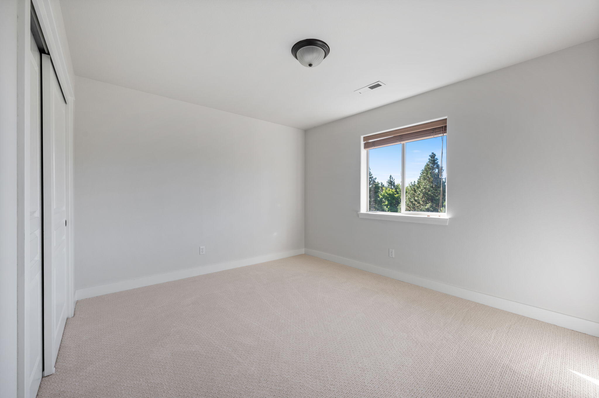 Skyliner Summit - Residential