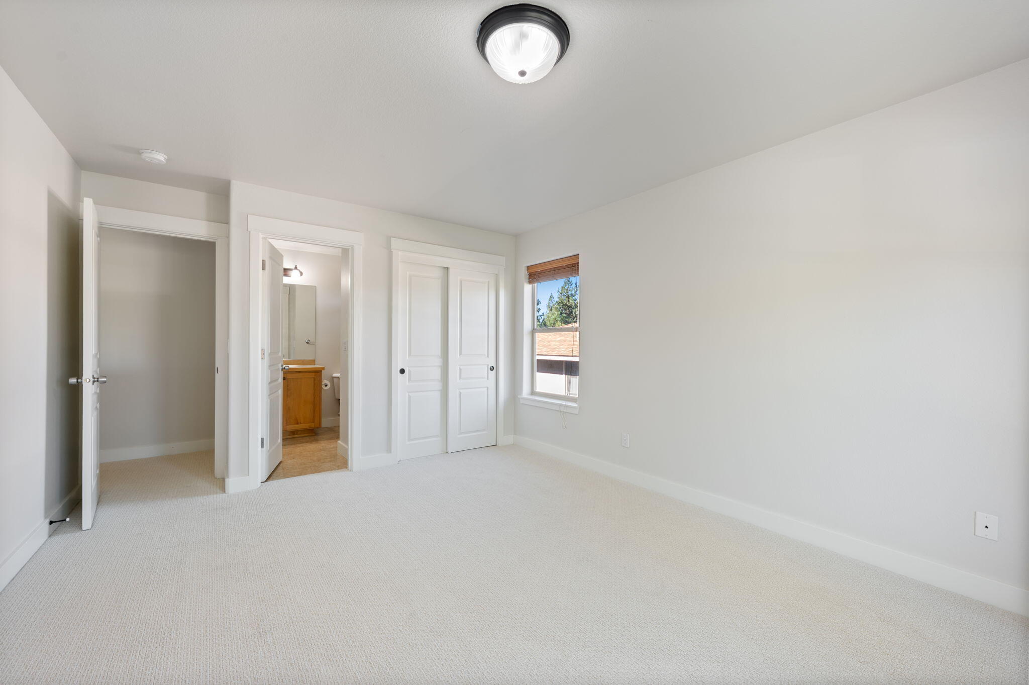 Skyliner Summit - Residential