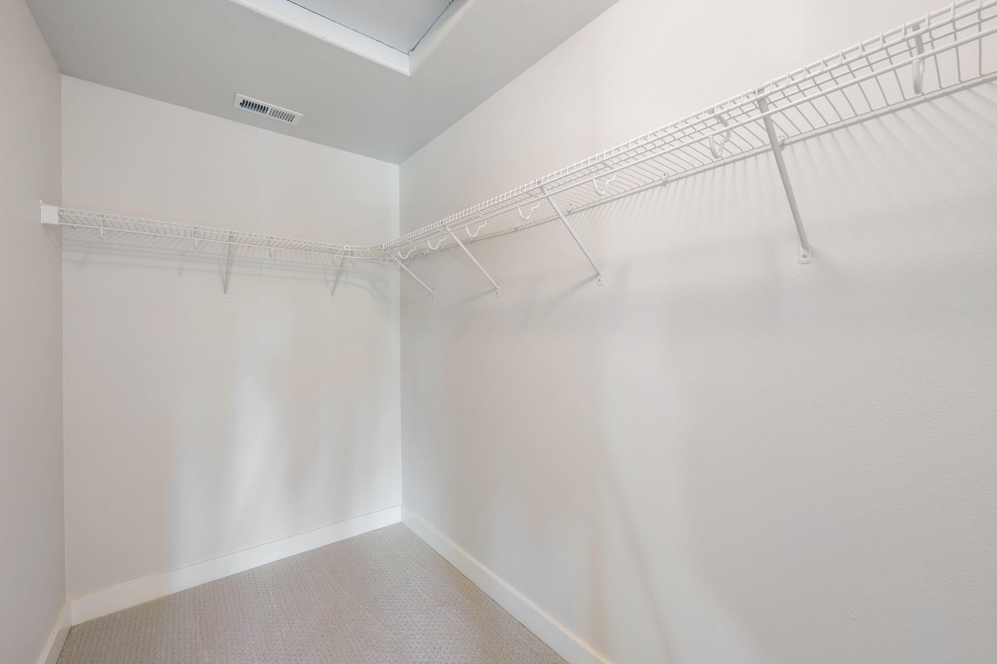 Skyliner Summit - Residential