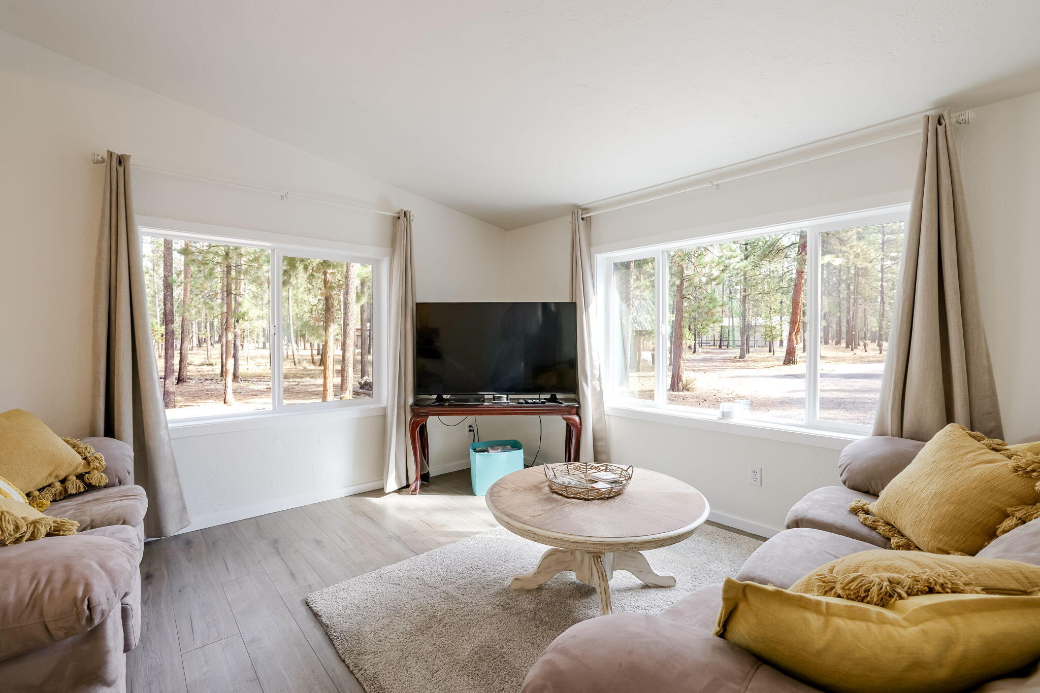 Wagon Trail Acreages - Residential