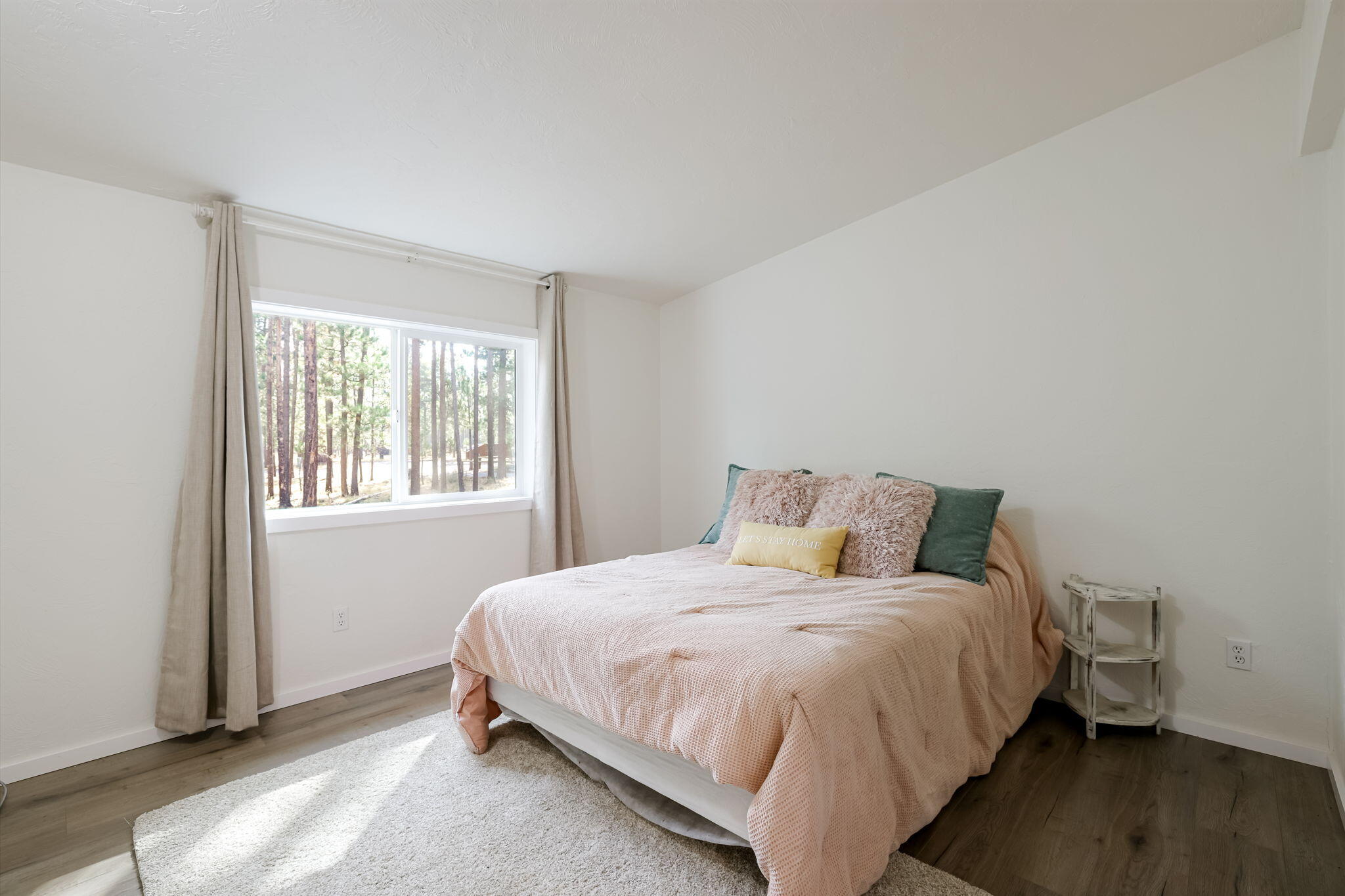 Wagon Trail Acreages - Residential