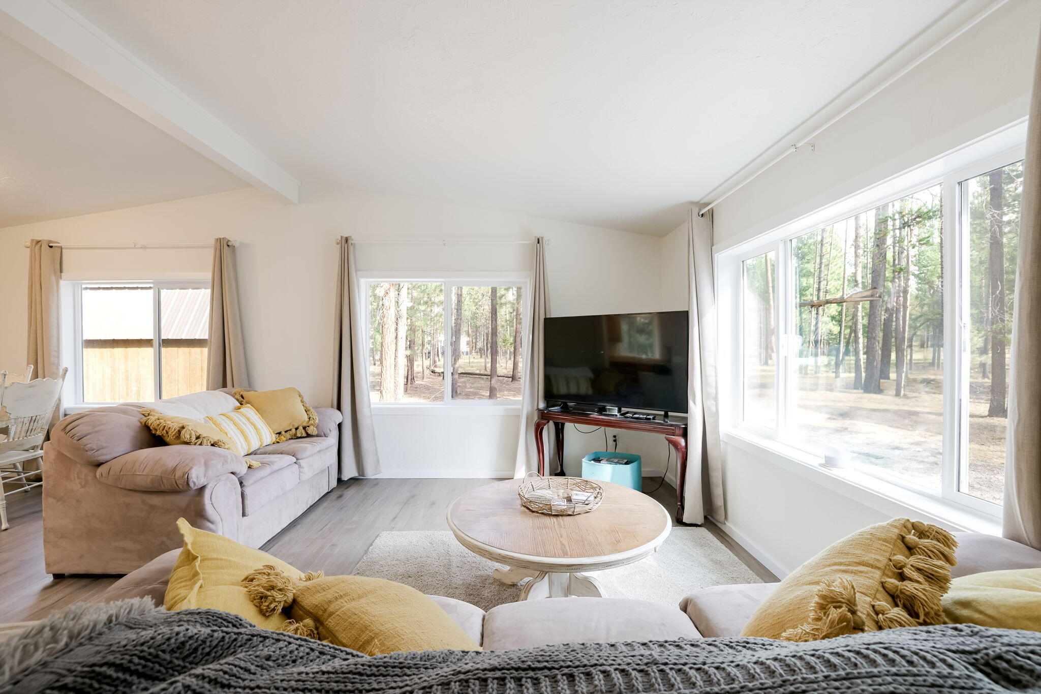 Wagon Trail Acreages - Residential