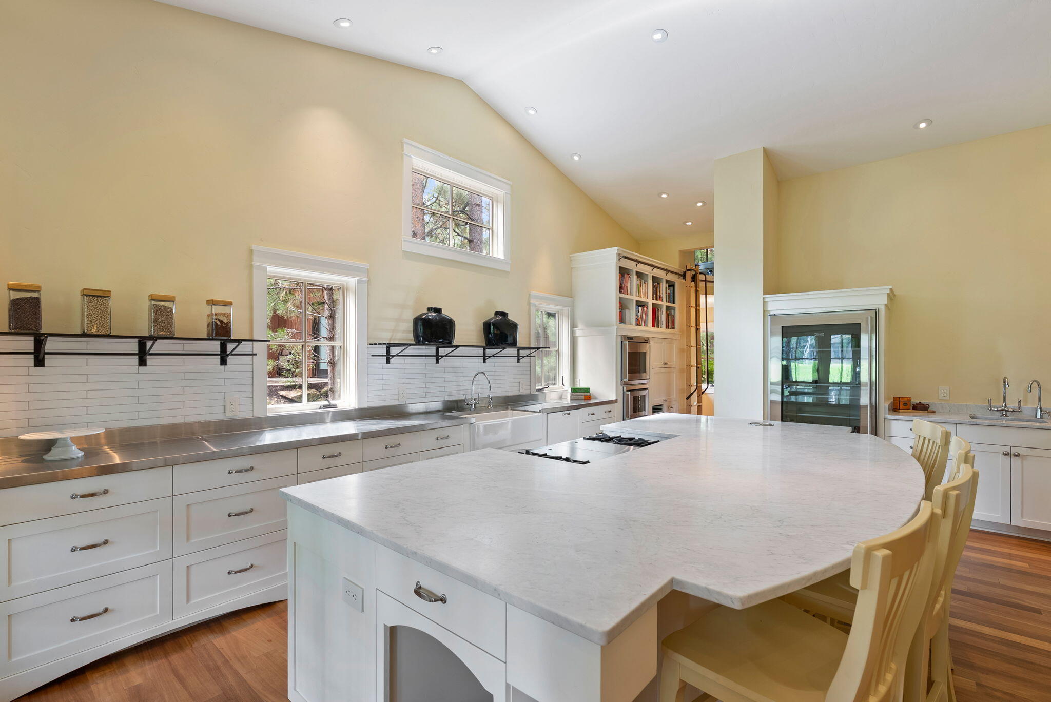 Broken Top - Residential