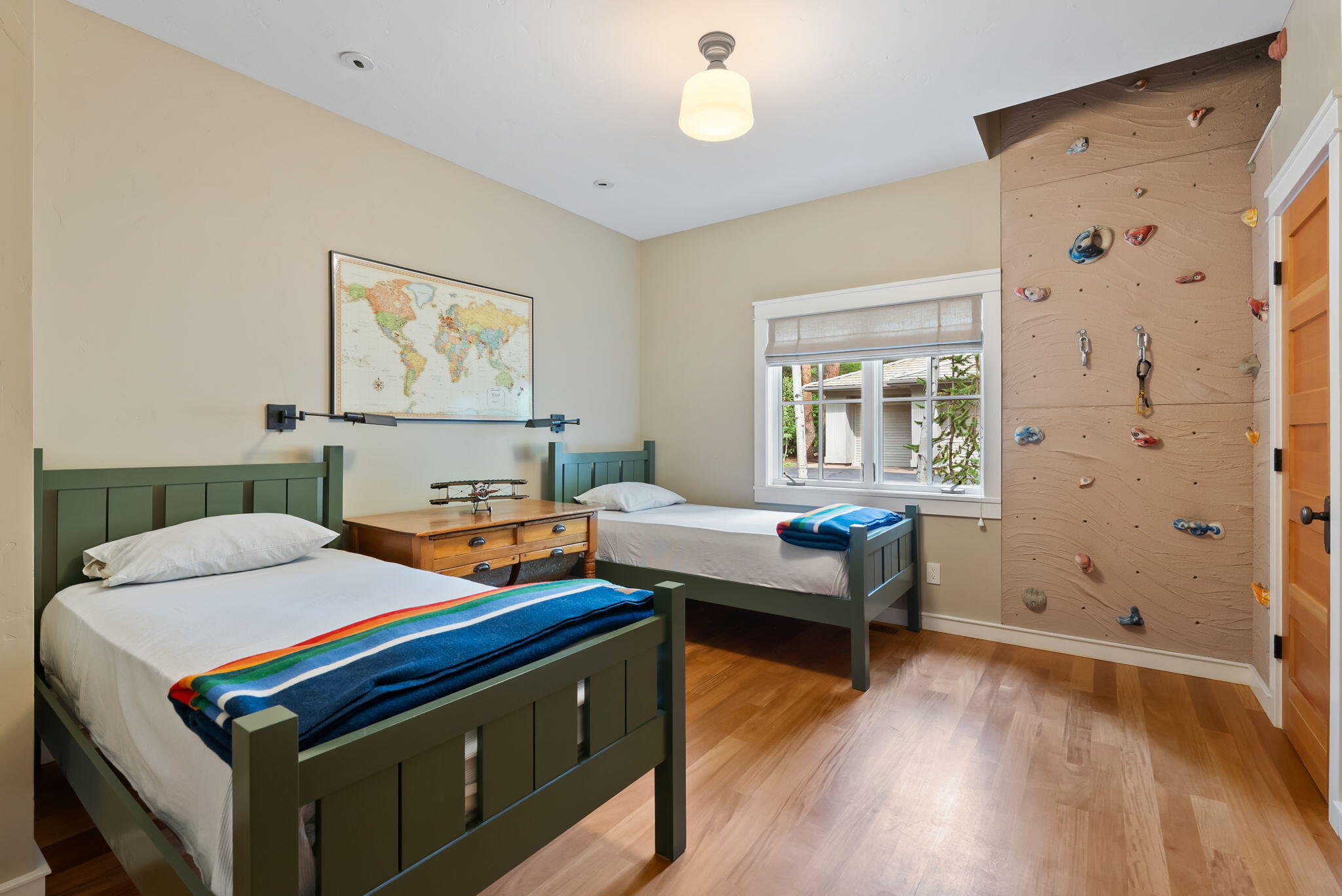 Broken Top - Residential