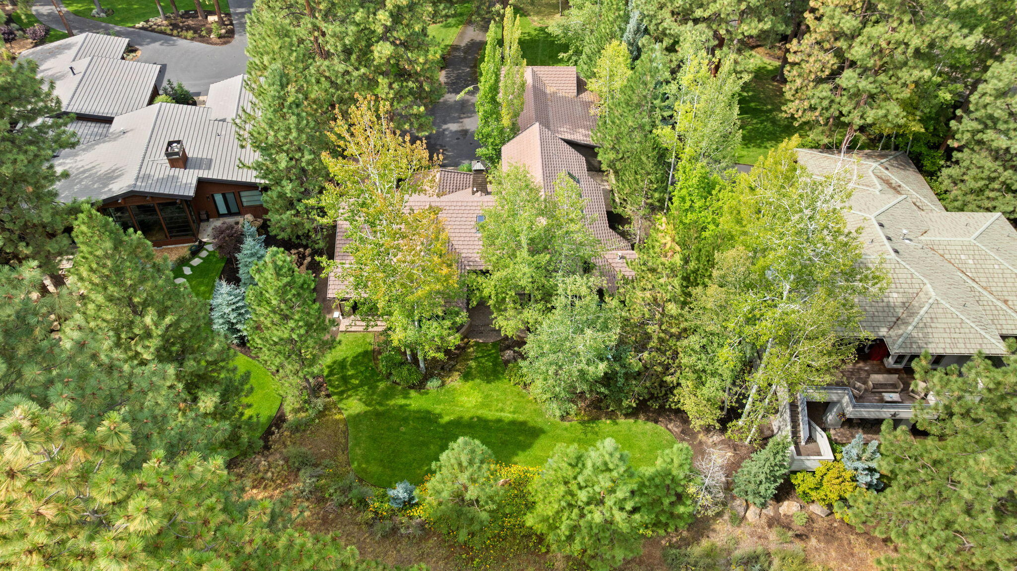 Broken Top - Residential