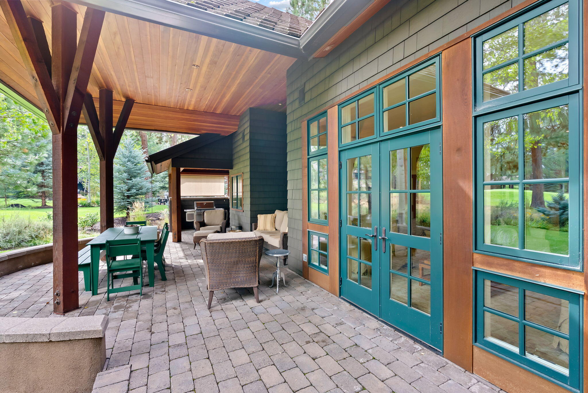 Broken Top - Residential