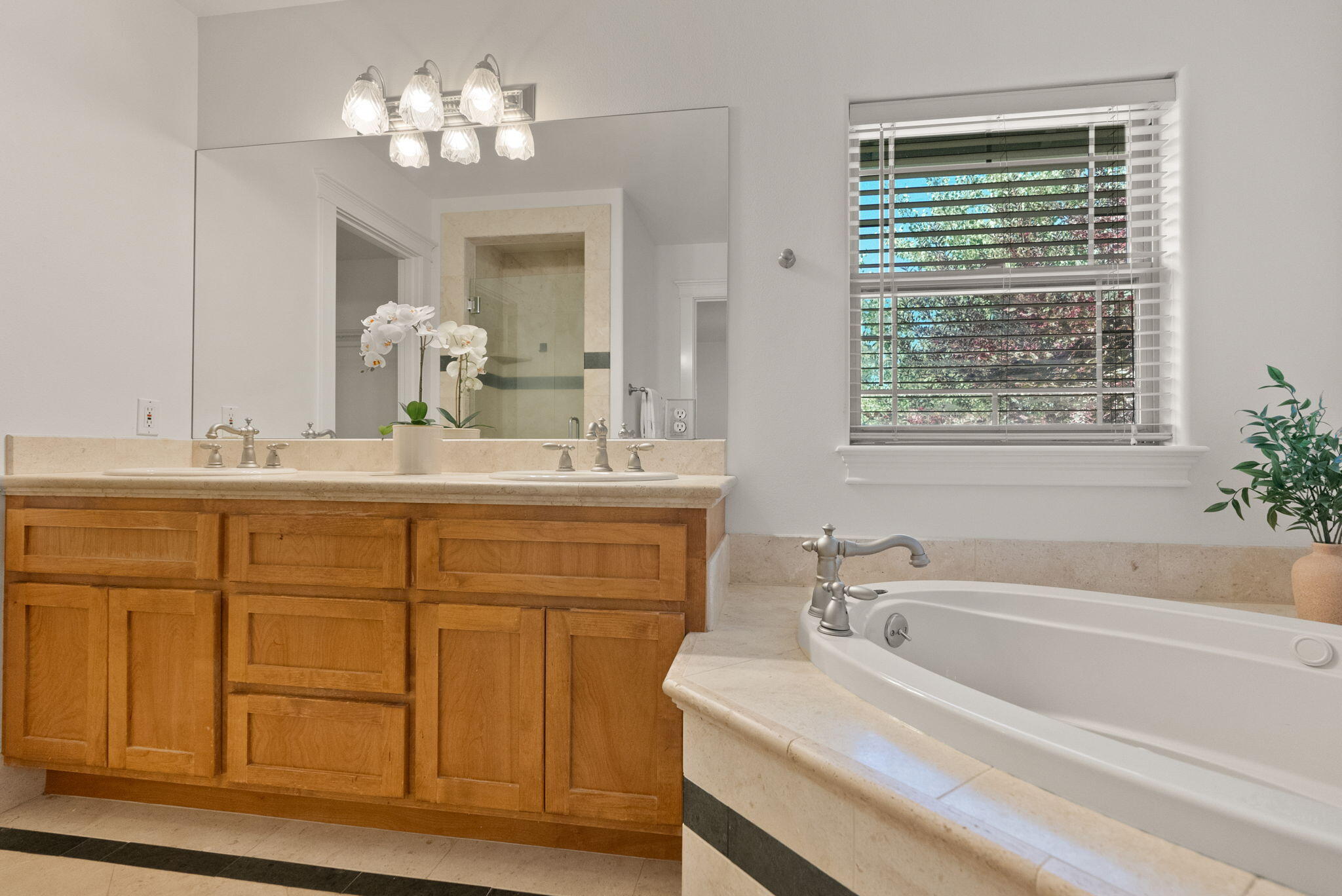 Oakview - Residential