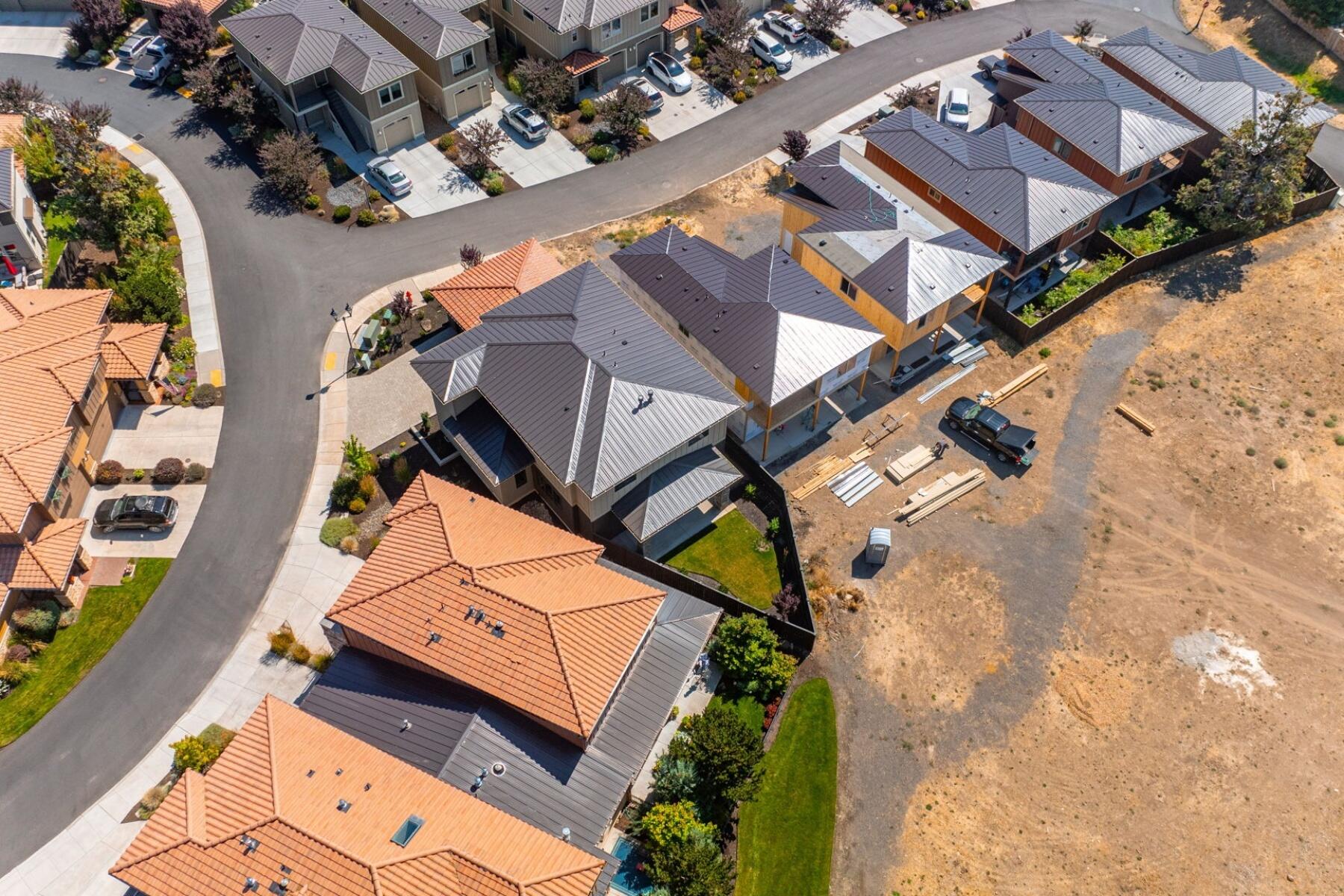 Tuscany Pines - Residential