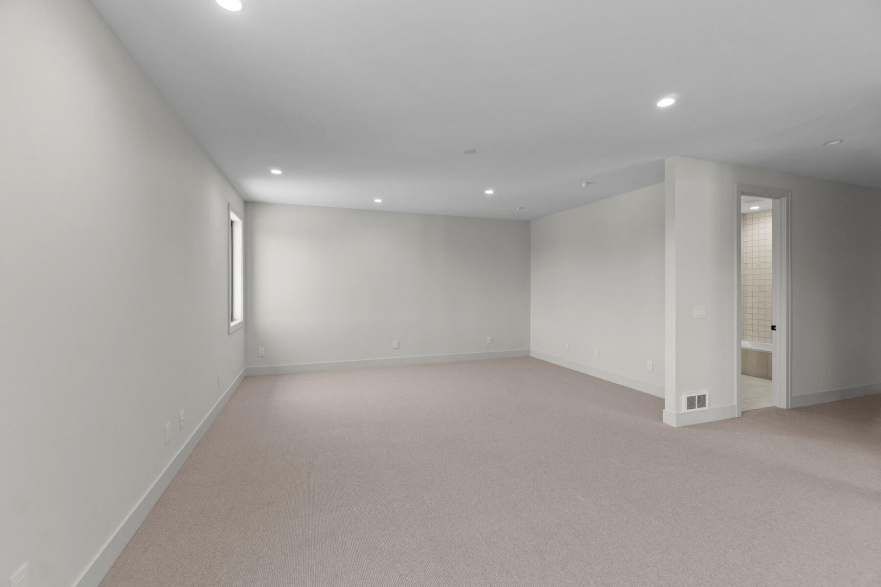 Tuscany Pines - Residential