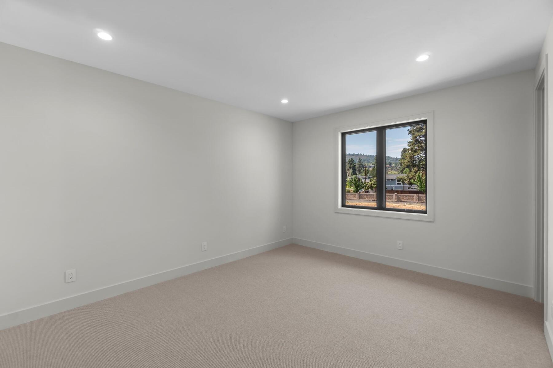 Tuscany Pines - Residential